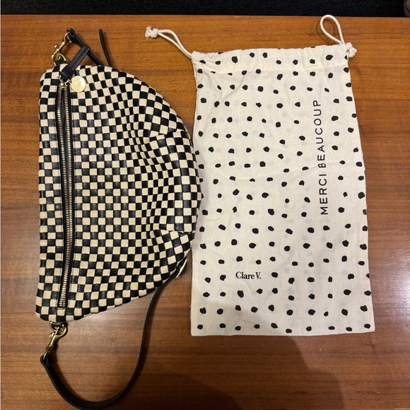 Clare V Grande Fanny - Picture 6 of 6